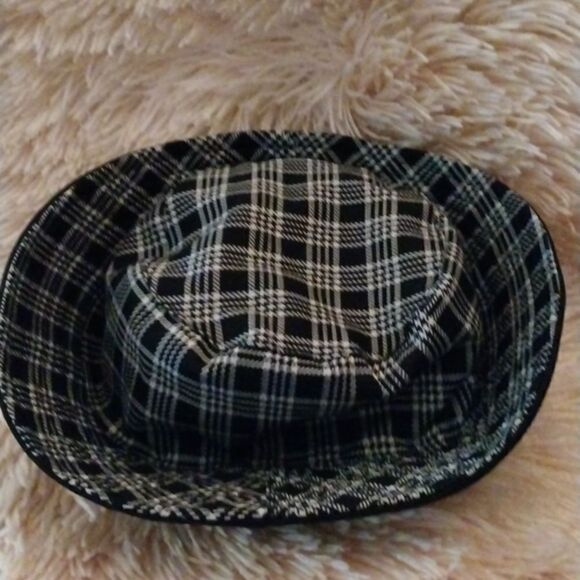 NWOT Plaid  Reversible Black & White Women Bucket Hat Size L - Picture 5 of 7